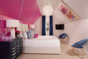 childrens bedroom pink and white walls